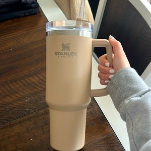 40oz Stanley (driftwood)